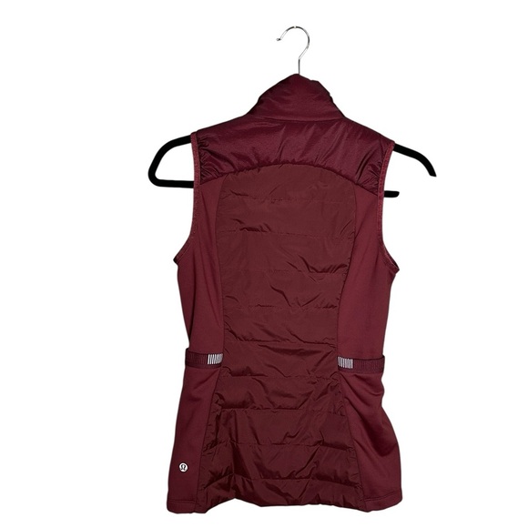 Lululemon Down For It All Vest in Cassis Burgundy, Size 4 style: W4AQLS - Picture 5 of 5